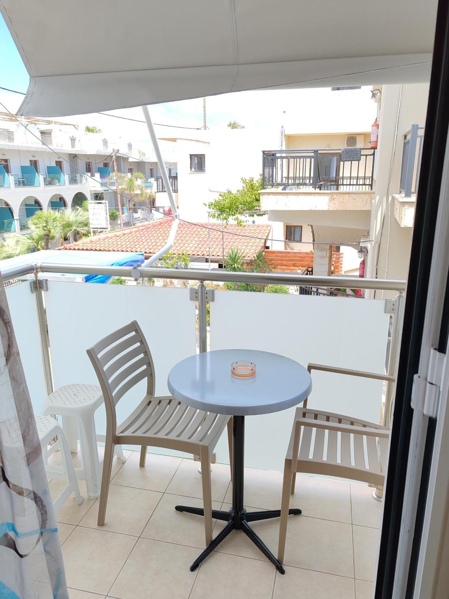 Angelica Studios And Apartments Agia Marina Exterior foto